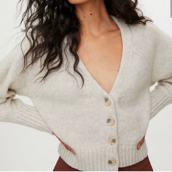 Aritzia Wilfred Poesy Button Front Heather Espace Soft Knit Cardigan Sweater L - Picture 6 of 16